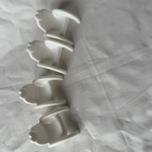 Barbie Kelly Club Table & 4 Chairs Set Purple White Dollhouse Furniture Mattel - Picture 4 of 5